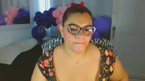 Selenna1 online show from March 5, 2:45 pm