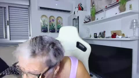 Selenna online show from July 12, 4:43 pm