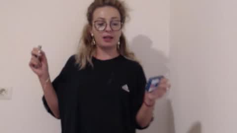 Selenna online show from October 9, 8:58 pm