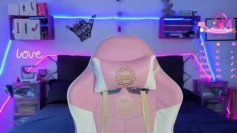 Selvaggia Del Caribe online show from October 11, 6:22 pm