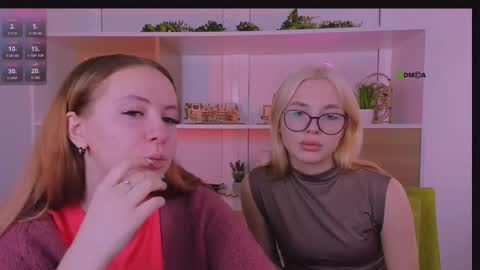 Snapshot of sendi_cais chatting on October 16, 8:58 am Sendi online show from October 16, 8:58 am