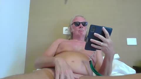 Snapshot of seniorfuntime1556 chatting on September 23, 4:56 pm Summiteer online show from September 23, 4:56 pm