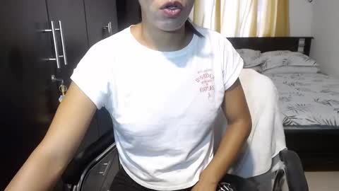 Snapshot of sensual_natalie chatting on February 10, 3:32 pm sensual_natalie online show from February 10, 3:32 pm