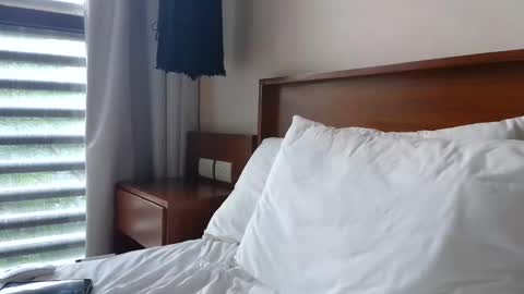 Cam online show from December 13, 10:38 pm