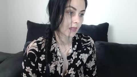 Anna online show from September 24, 8:10 am