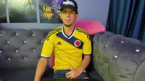 sensualsoulss online show from October 17, 12:42 pm