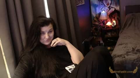 Tara online show from May 10, 1:17 pm