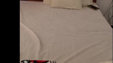 Anne online show from November 15, 8:49 am