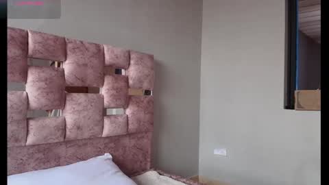 serena_rose_rs online show from October 25, 4:40 pm