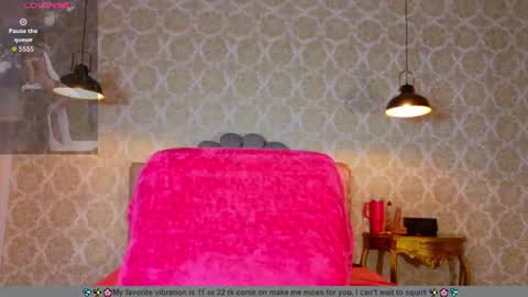  Serena online show from June 9, 11:54 am