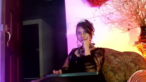 Serena Xyz online show from October 12, 10:00 pm