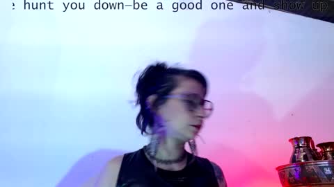 Serena Xyz online show from November 22, 7:45 pm