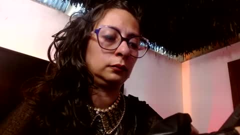 Serena Xyz online show from June 11, 6:17 pm