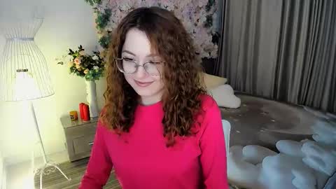 Ophelia online show from December 3, 4:40 pm