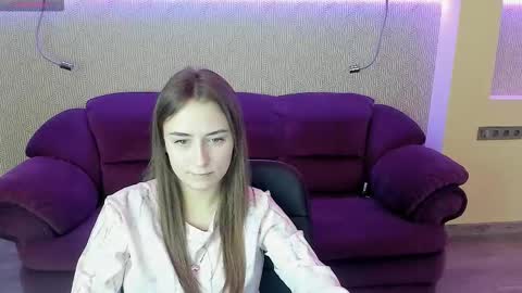 serenitywild online show from January 16, 6:55 am