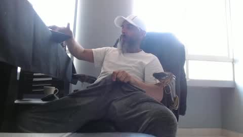 Snapshot of serioyhetero19 chatting on September 13, 6:21 pm hetero serio discreto online show from September 13, 6:21 pm