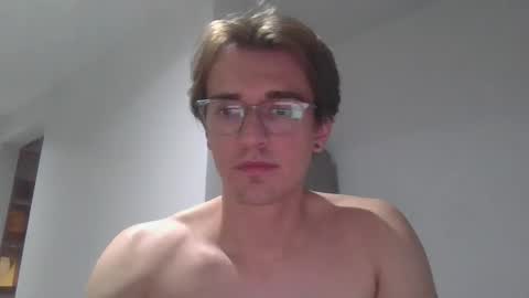 mier online show from October 22, 4:26 am