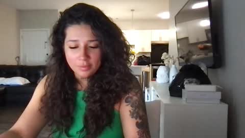 servexely online show from February 19, 7:24 pm