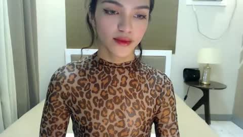 Bella online show from September 27, 9:01 pm