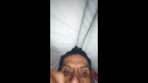 servicio8330 online show from October 5, 1:51 pm