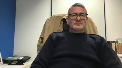 sesamechris92 online show from November 26, 5:10 pm