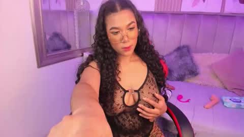 Danna  online show from February 6, 3:21 am