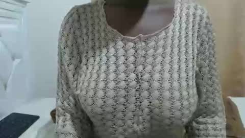 Snapshot of sessydr chatting on September 15, 12:12 am Sessy online show from September 15, 12:12 am