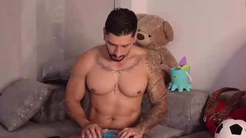 HEY IM SETH online show from July 9, 11:47 am