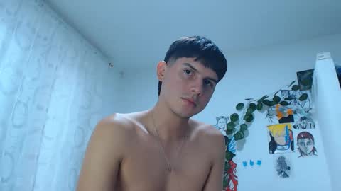 Snapshot of settxx chatting on December 24, 6:39 pm Ig Sethxrein online show from December 24, 6:39 pm
