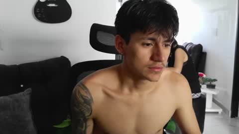sex_love_sweat online show from June 25, 6:46 pm