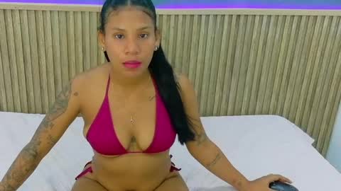 sex_melodyy online show from May 15, 10:28 pm