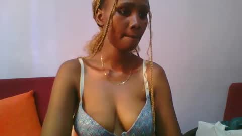 Snapshot of sexie_love chatting on March 6, 10:52 am Nancy online show from March 6, 10:52 am