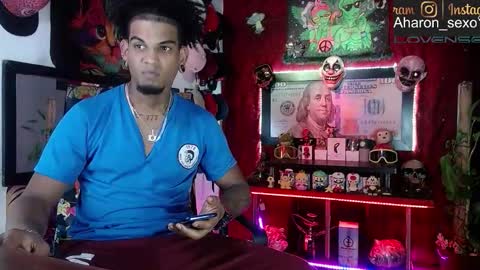 Aharon  ravelo online show from December 18, 7:47 am