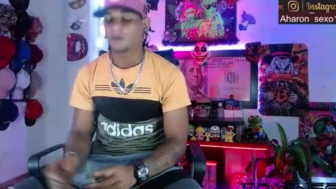 Aharon  ravelo online show from February 23, 6:59 am