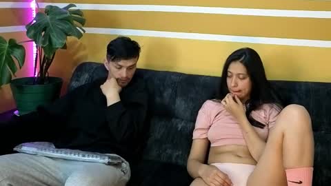 KhidaMilo online show from October 23, 9:04 pm