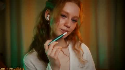 Liz online show from October 31, 8:09 pm