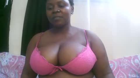 sexxi_ebony online show from April 3, 1:51 pm