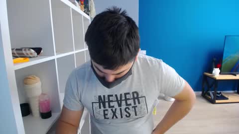 Snapshot of sexxxdickbig chatting on March 6, 8:41 am Tommy online show from March 6, 8:41 am