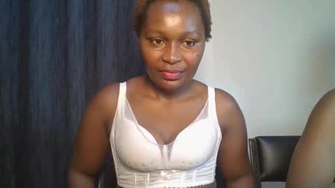 sexxy_amira online show from November 26, 6:15 pm