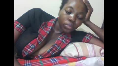 cutie online show from December 6, 7:06 pm