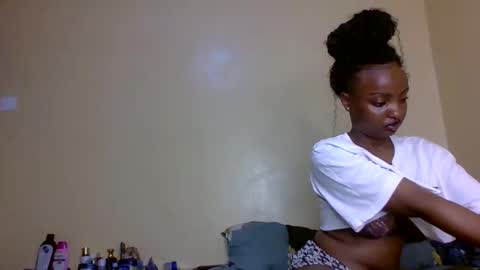 sexxy_daisyy online show from October 28, 7:42 am