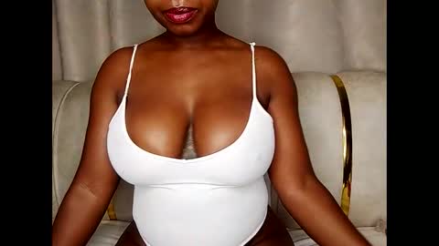 Gee  Independent Model online show from February 18, 8:58 am