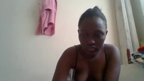 Snapshot of sexxy_kendrah chatting on October 10, 10:32 am lorna online show from October 10, 10:32 am