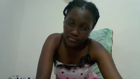 Snapshot of sexxy_kendrah chatting on October 8, 9:32 pm lorna online show from October 8, 9:32 pm