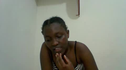 Snapshot of sexxy_kendrah chatting on October 13, 7:16 pm lorna online show from October 13, 7:16 pm