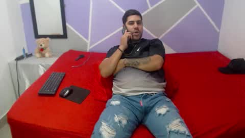 sexxy man online show from March 10, 11:18 pm