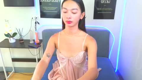 sexxyhotasianladyboy online show from May 17, 3:38 am