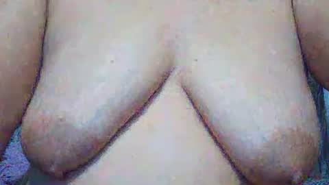 Snapshot of sexxyicee69 chatting on February 26, 11:11 am misslovely j online show from February 26, 11:11 am