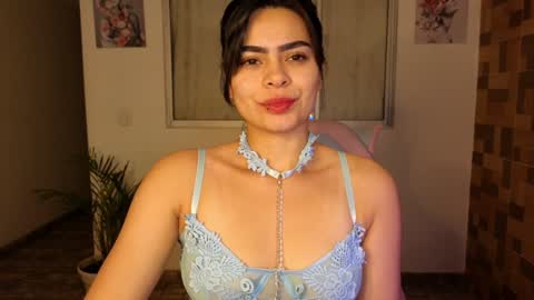  Angie   online show from January 15, 10:59 am