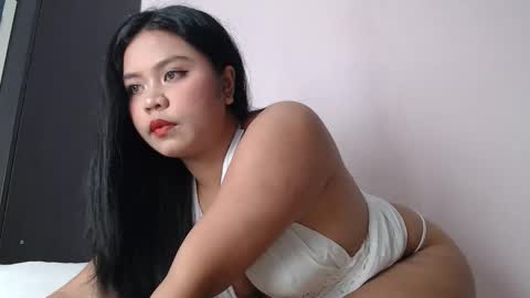 SexxyMayaa online show from October 1, 3:00 pm